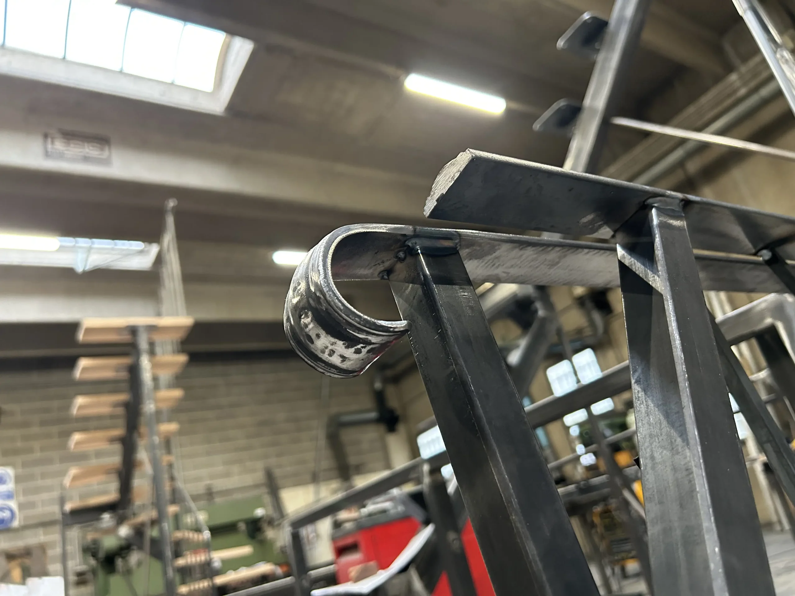 Mondolfo_scale_Materiale_ferro copia